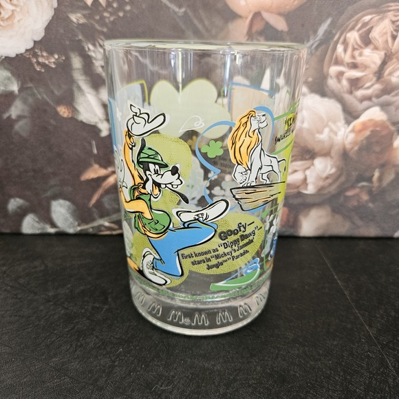 Vintage Walt Disney World 100 Years of Magic McDonald's Glass Tumbler - Goofy - Picture 1 of 9